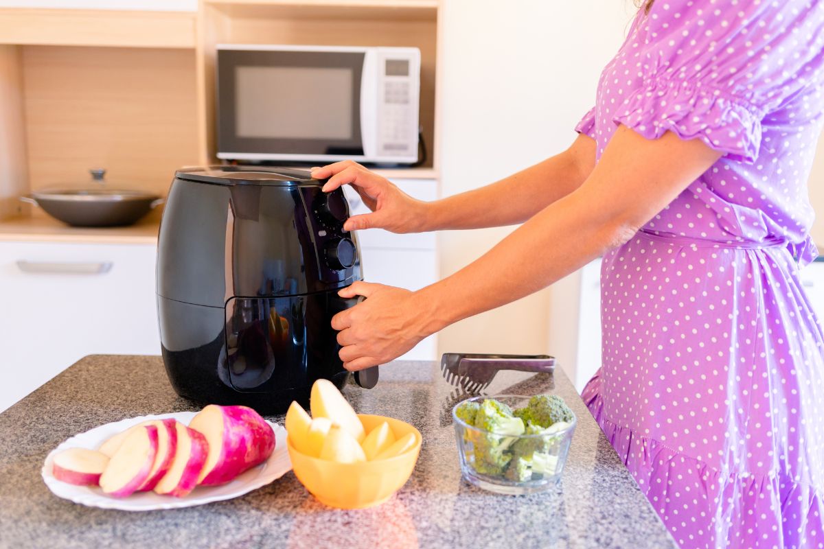 Airfryer vs Ugn: Energikostnader, Smak & Hållbarhet Jämfört